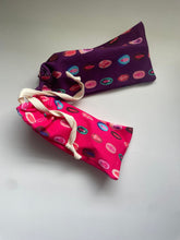 Load image into Gallery viewer, Novelty Sunglass Case and Cleaner
